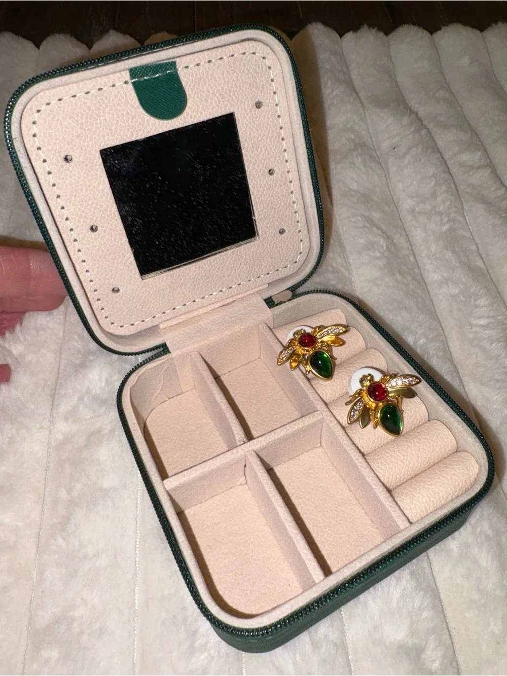 Kovonchy Gold Tone Bee Earrings w/case